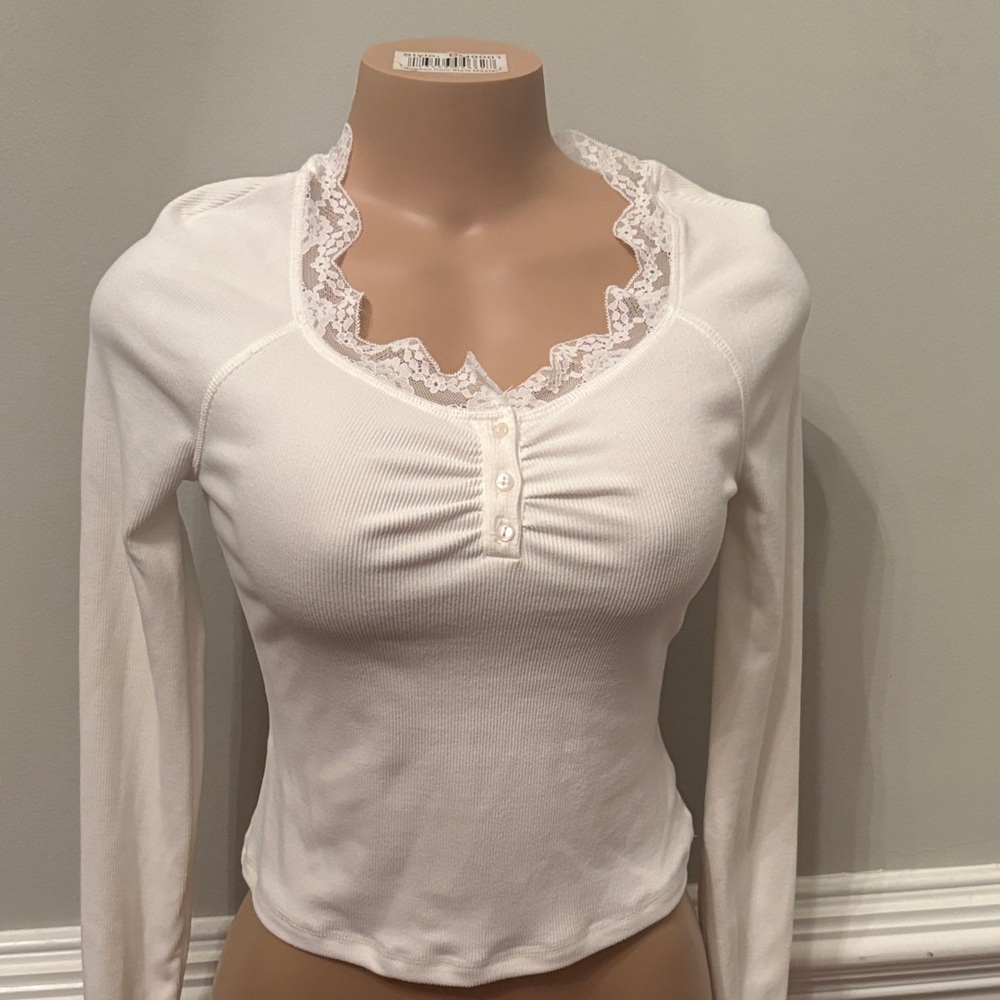 SHEIN White Lace-Trimmed Long Sleeve Top